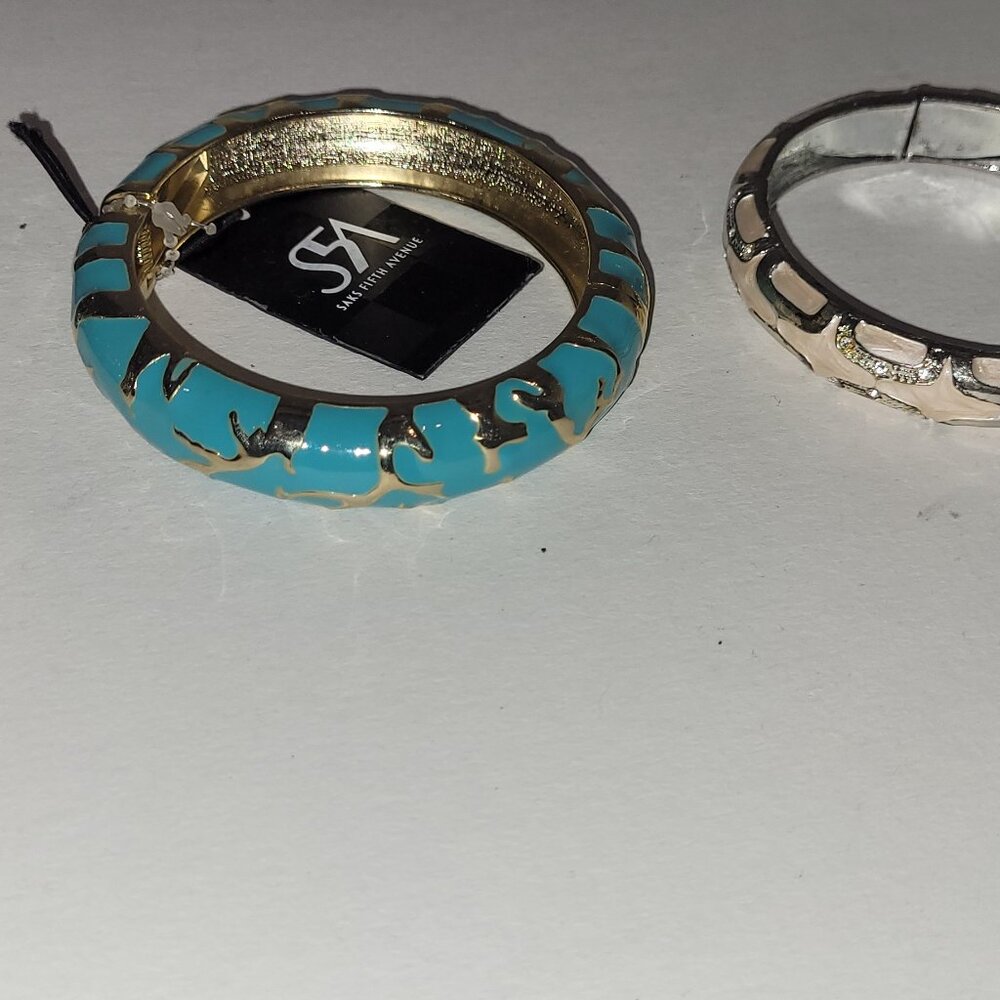 3 Bangle Bangles Sequin Saks 5th Ave Black Green White Bracelet - Picture 3 of 10